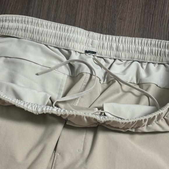 Lululemon Joggers - Picture 6 of 6